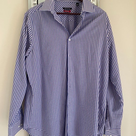 Mens Van Heusen dress shirt size 17 slim fit like NEW - Picture 3 of 3